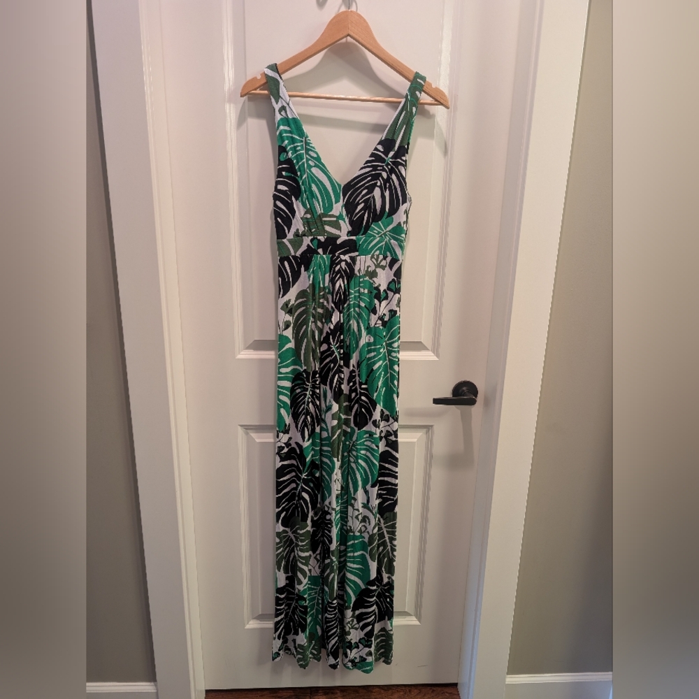 Banana Republic Green and Black Leaf Dress